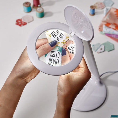 Daylight Halo Table Magnifying Lamp
